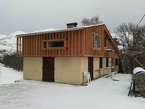 Surélévation et extension à ossature bois d'une maison à Garin (31)
